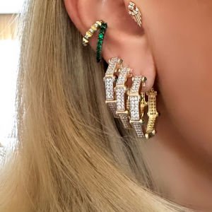 Beyaz Taşlı Gümüş Gold Küpe -adet-