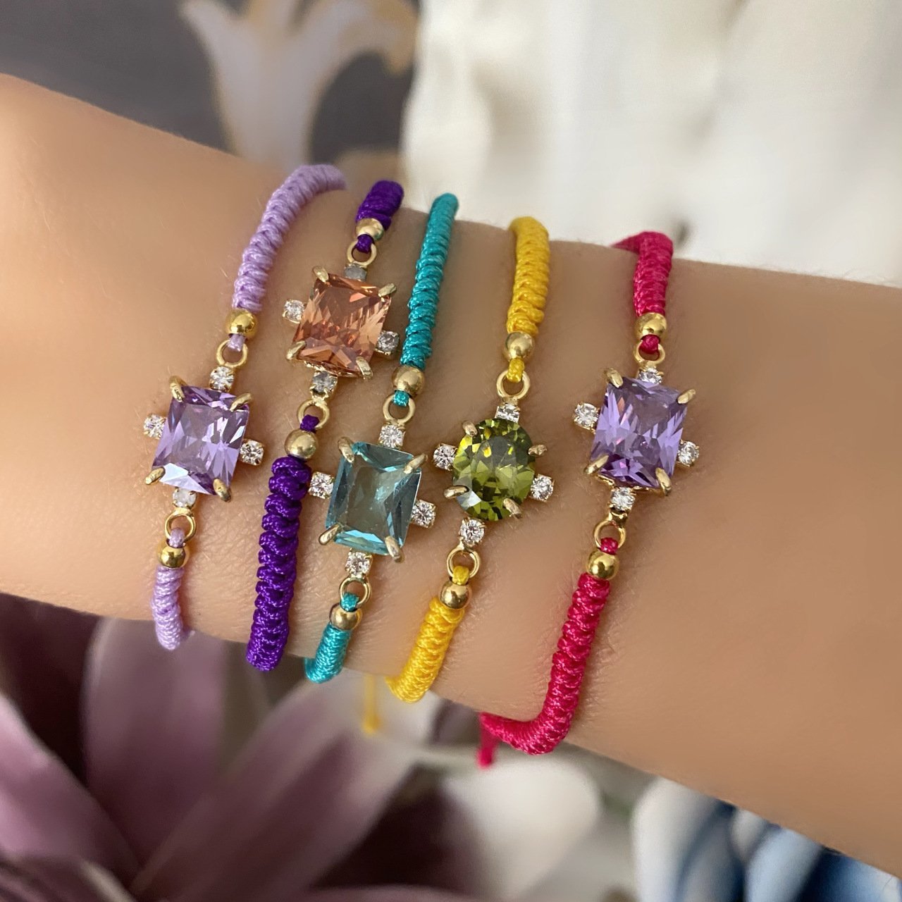 Renkli İp Renkli Taş Bileklik